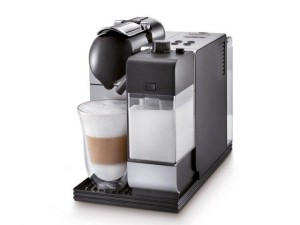 otzyvy-i-obzor-kapsulnoj-kofemashiny-delonghi-en-520-nespresso-lattissima-1